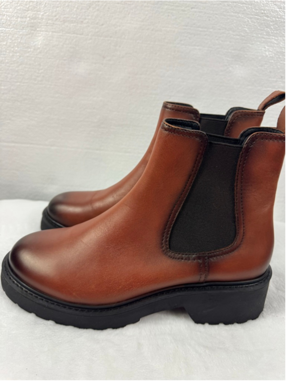 Steve Madden Brown Black Leather Trap Chelsea Ankle Boots Size 9 - Picture 4 of 9